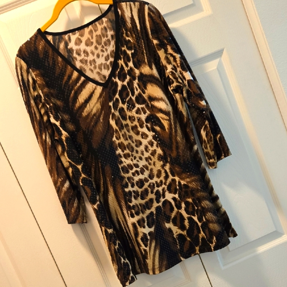Leopard Print V-Neck Women's Top